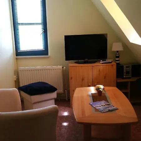 Apartment Fewo -mansarde- Meerblick